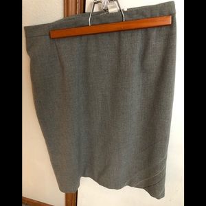 Casual Corner Annex pencil skirt with blue accent stitching.